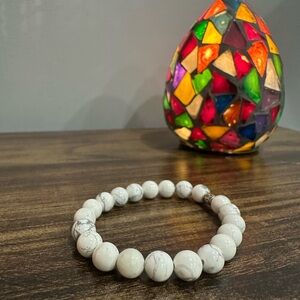 White Howlite Stone Bracelet